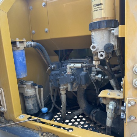 徐工XE135D履带式挖掘机