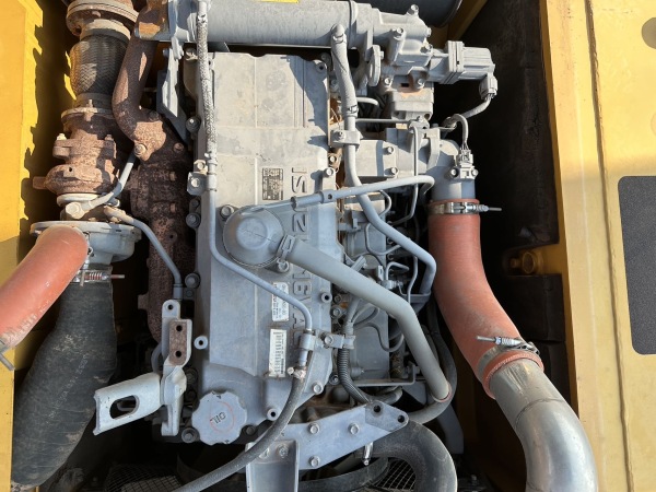 徐工XE225DK履帶式挖掘機