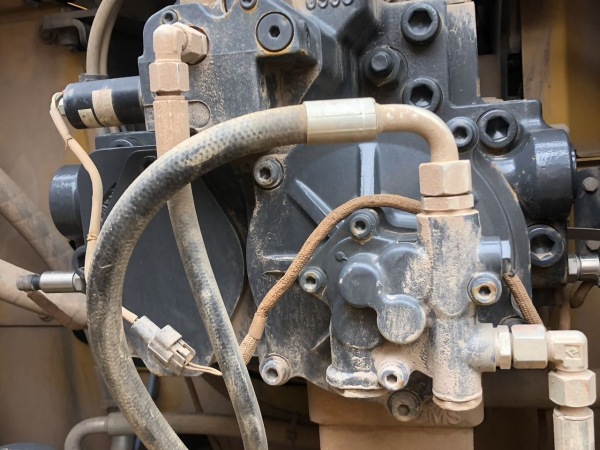 徐工XE490DK履帶式挖掘機(jī)