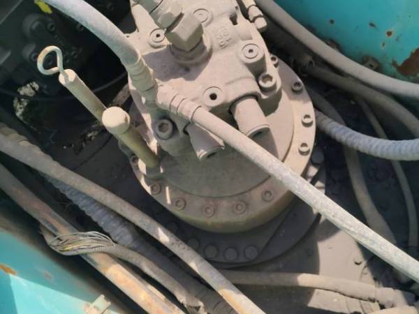 神鋼SK260履帶式挖掘機