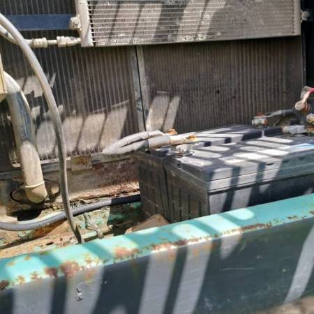 神钢SK260履带式挖掘机