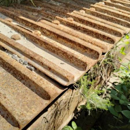 神钢SK260履带式挖掘机