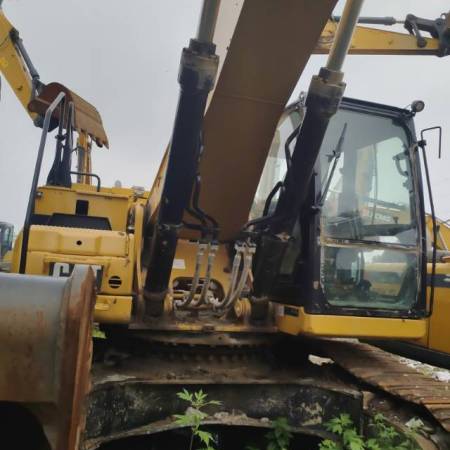 卡特彼勒336GC履带式挖掘机