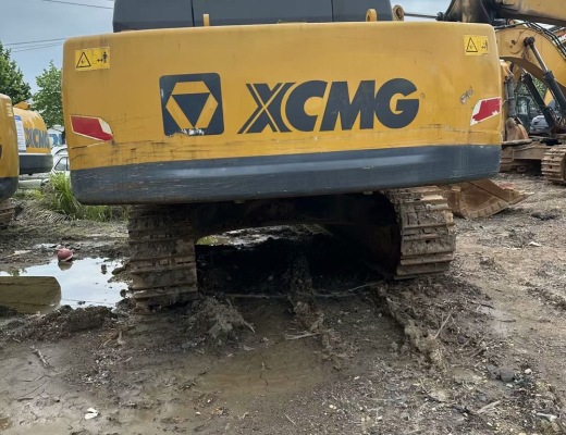 徐工XE490DK履带式挖掘机