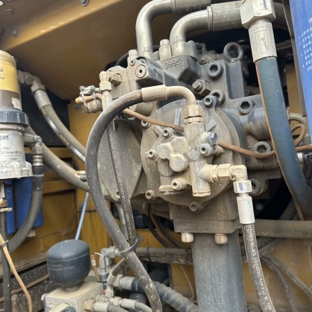 徐工XE490DK履带式挖掘机