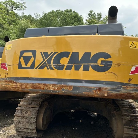 徐工XE550DK履带式挖掘机