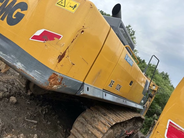 徐工XE550DK履帶式挖掘機(jī)