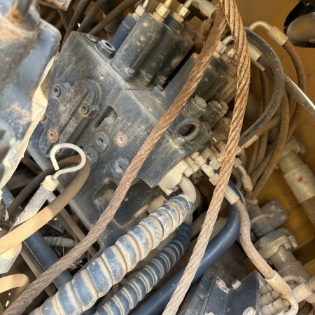 徐工XE215DA履带式挖掘机