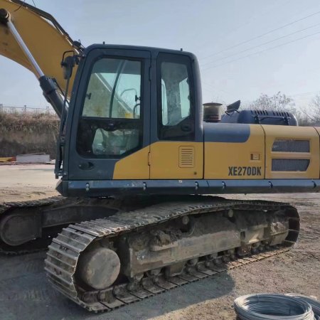 徐工XE245DK履带式挖掘机