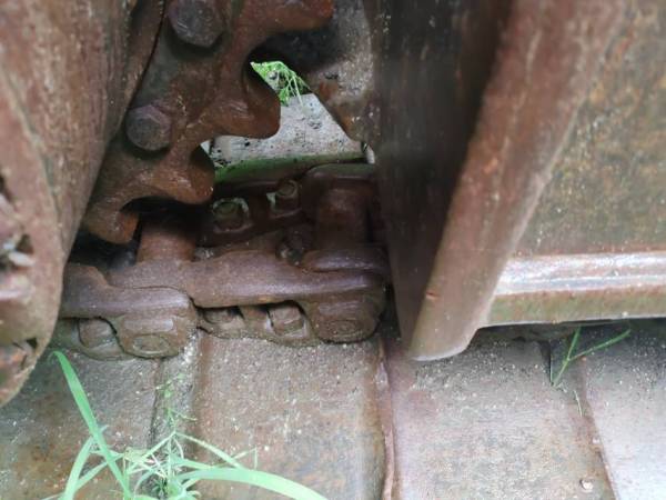 卡特彼勒320C履帶式挖掘機(jī)