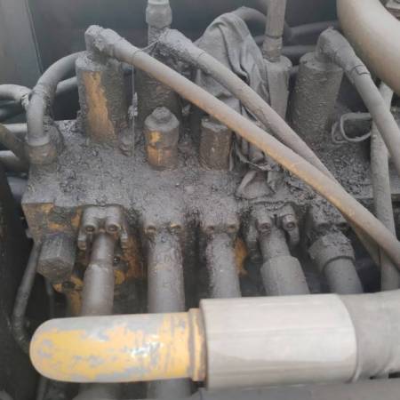 卡特彼勒320C履带式挖掘机