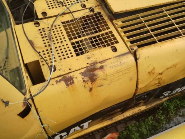 卡特彼勒320C履帶式挖掘機(jī)