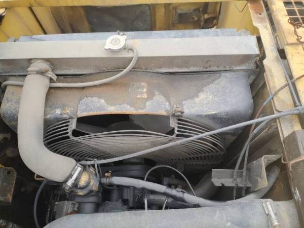 卡特彼勒320C履帶式挖掘機(jī)