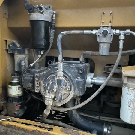 徐工XE240D履带式挖掘机