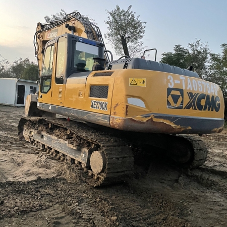 徐工XE240D履带式挖掘机