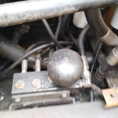 山东临工LG6135E履带式挖掘机