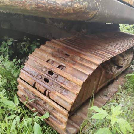 山东临工LG6135E履带式挖掘机