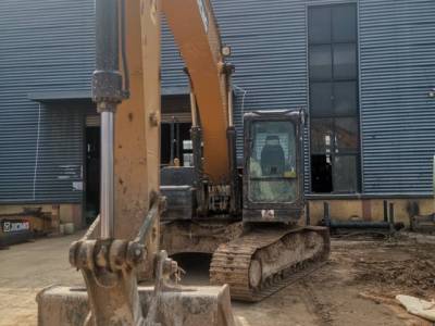 徐工XE215DA履帶式挖掘機(jī)