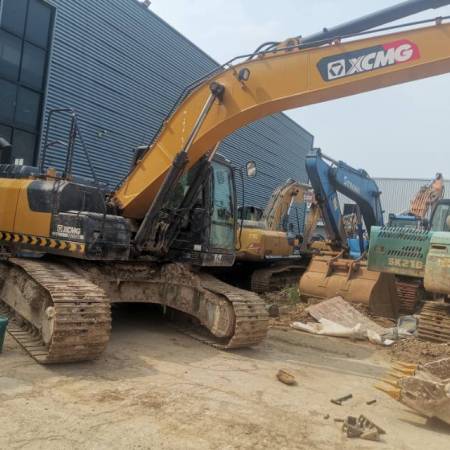 徐工XE215DA履带式挖掘机