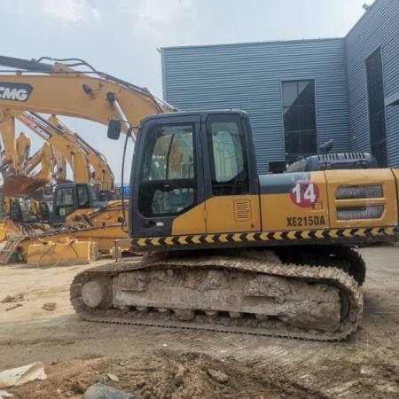徐工XE215DA履带式挖掘机