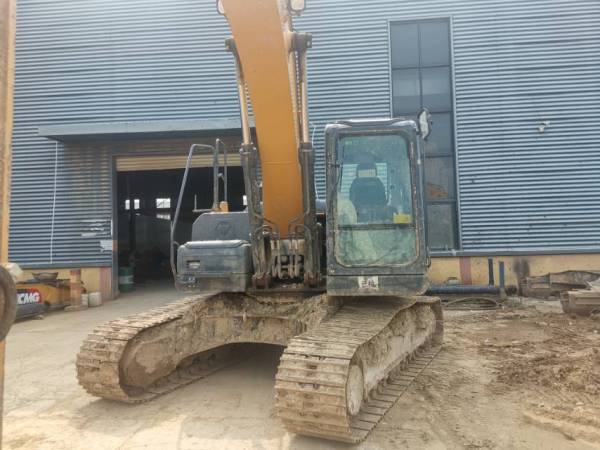 徐工XE215DA履帶式挖掘機(jī)