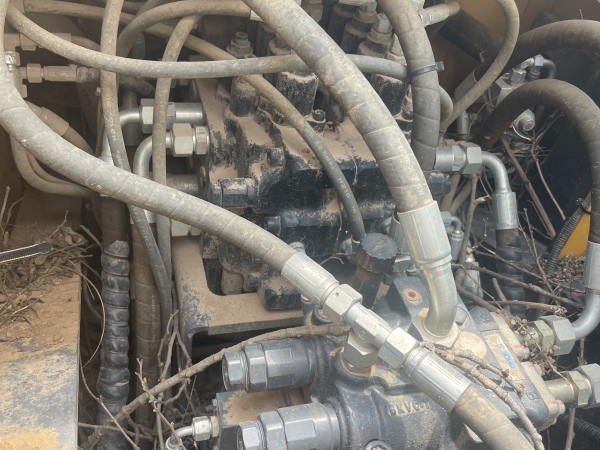 徐工XE135D履帶式挖掘機(jī)