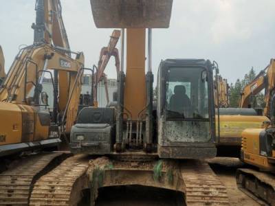 徐工XE215DA履帶式挖掘機