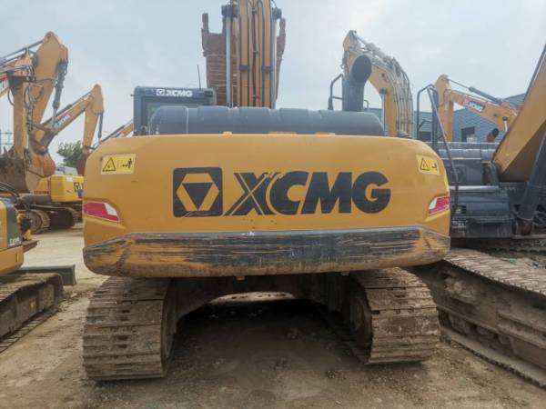 徐工XE215DA履帶式挖掘機(jī)