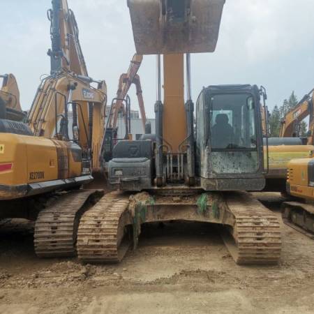 徐工XE215DA履带式挖掘机