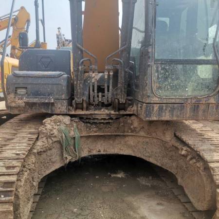 徐工XE215DA履带式挖掘机