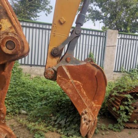 徐工XE215DA履带式挖掘机