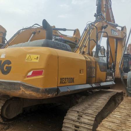 徐工XE270DK履带式挖掘机