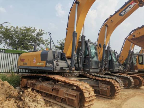 徐工XE380DK履帶式挖掘機(jī)