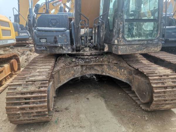 徐工XE215DA履帶式挖掘機(jī)