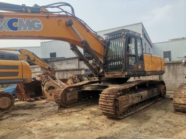 徐工XE470C履帶式挖掘機