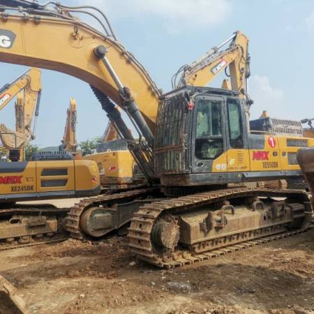 徐工XE520DK履带式挖掘机