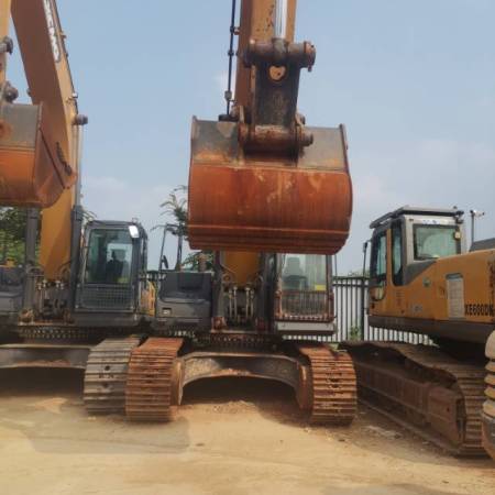 徐工XE380DK履带式挖掘机