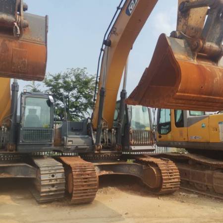 徐工XE380DK履带式挖掘机