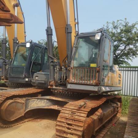 徐工XE380DK履带式挖掘机