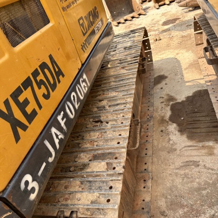 徐工XE75DA履带式挖掘机