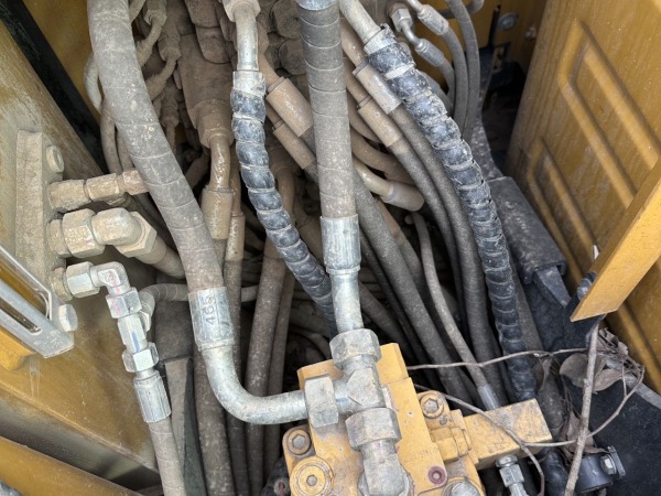 徐工XE75DA履帶式挖掘機