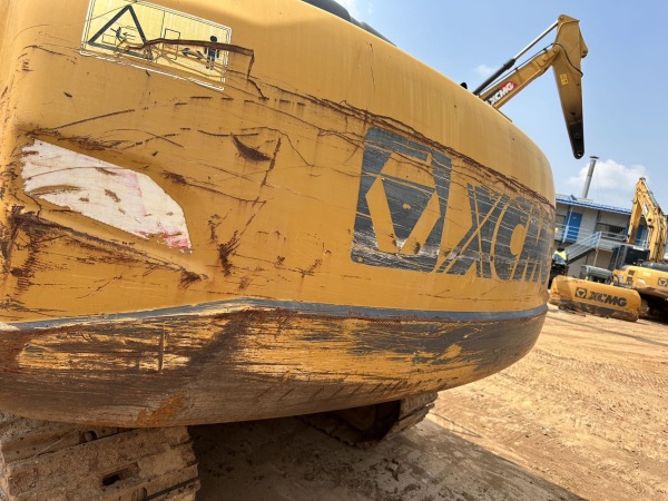 徐工XE200DA履帶式挖掘機(jī)