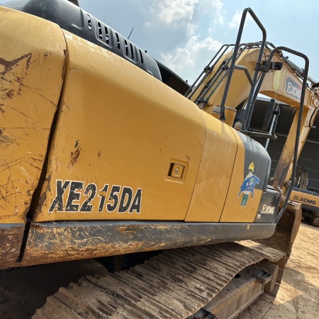 徐工XE200DA履带式挖掘机