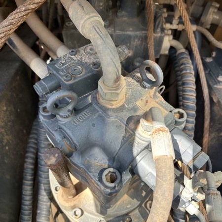 徐工XE200DA履带式挖掘机