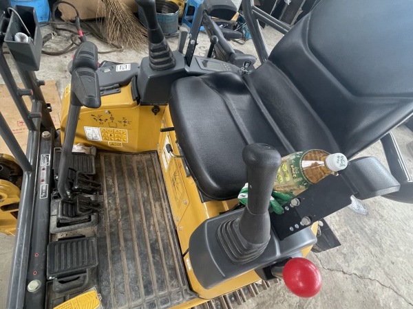 徐工XE17U(G401)履帶式挖掘機(jī)