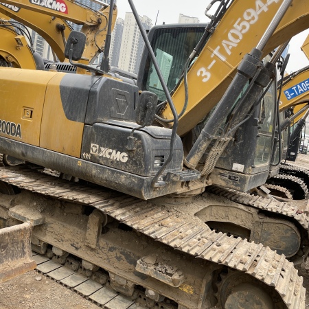 徐工XE155DK履带式挖掘机