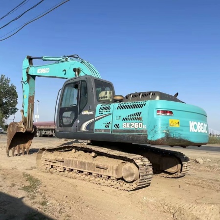 神钢SK260履带式挖掘机