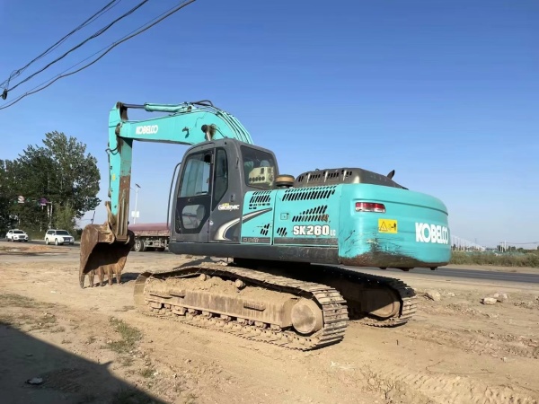 神鋼SK260履帶式挖掘機