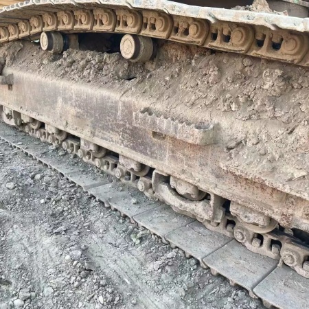 神钢SK260履带式挖掘机