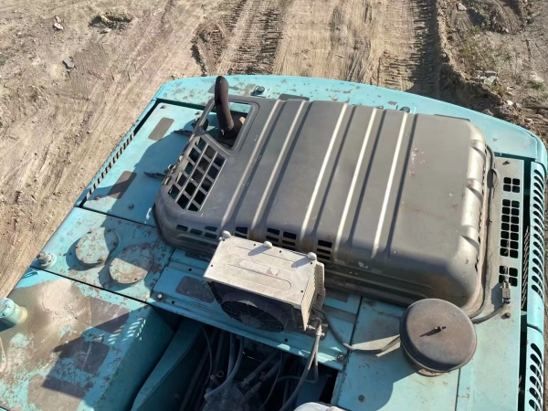 神鋼SK260履帶式挖掘機